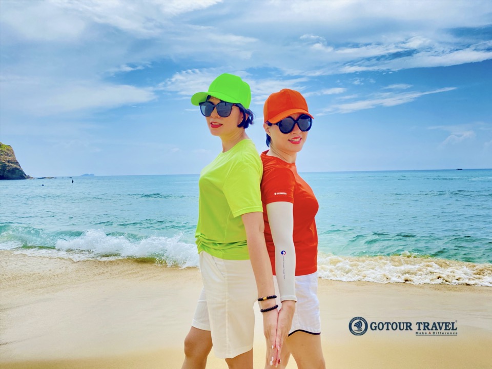 Du khách check in tại Kỳ Co
