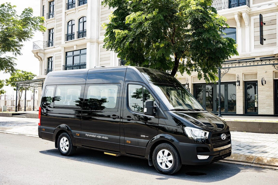 Bảng giá thuê xe Limousine 9 chỗ du lịch Quy Nhơn